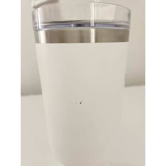 Stanley the big grip travel quencher Cup 40oz Brilliant White Used Please See - Picture 9 of 9